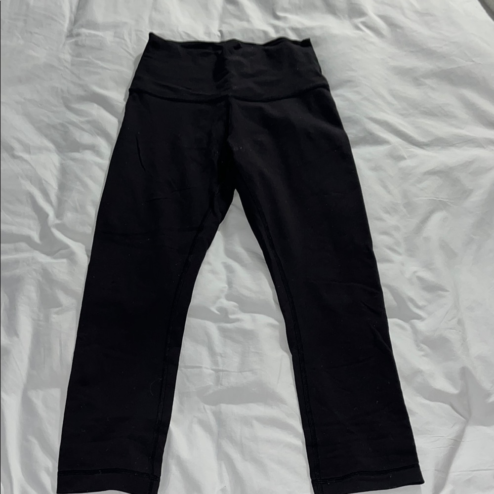 Lululemon Capri Black High-Waist Leggings